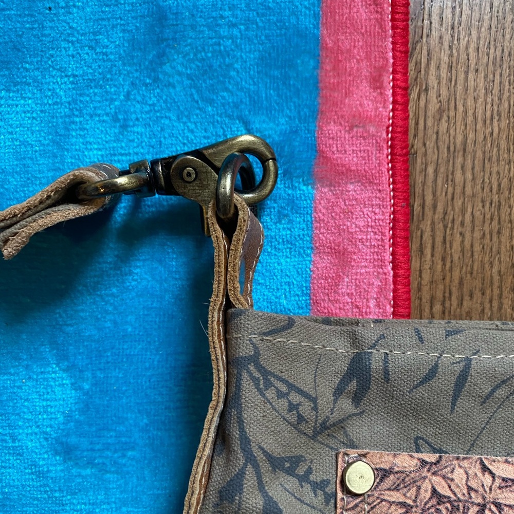 Print Canvas Bag Shoulder Bag Moth Purse - Picture 5 of 7
